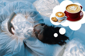 Co znamenají sny o kávě? Pozor, rozlitá káva nevěstí nic dobrého!