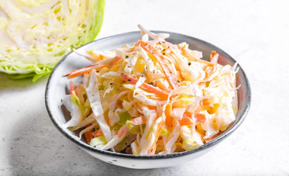 recept na coleslaw salát