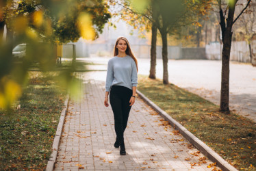 Jak můžete za 3 minuty chůze zlepšit svůj krevní tlak a náladu? Toto jsou účinky chůze!