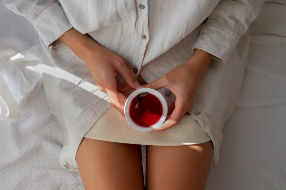 červená menstruační krev