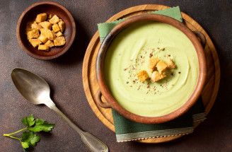 Recept na krémovou celerovou polévku: Zdravý a chutný způsob, jak podpořit imunitu!