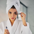 Kdy vyměnit řasenku a co ti opravdu přinese lashlift? Pravda o zdravých řasách