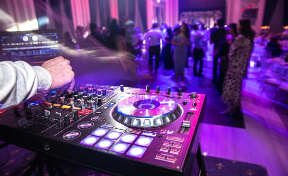 svatba bez DJ
