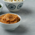 Miso pasta: Tradiční japonská přísada, kterou se vyplatí mít v kuchyni (+vegan recepty)