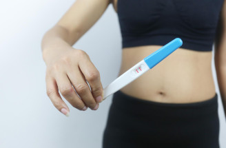 Biochemické těhotenství se týká velkého množství žen. Jsou známy jeho příčiny?