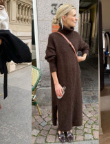 Čokoládově hnědé šaty jsou hitem podzimu 2025! Jak je nosit a kombinovat?