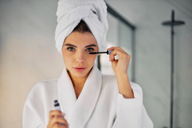 Kdy vyměnit řasenku a co ti opravdu přinese lashlift? Pravda o zdravých řasách