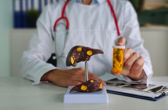 7 druhů léků, které mohou poškozovat játra. Pozor i na ty bez předpisu!