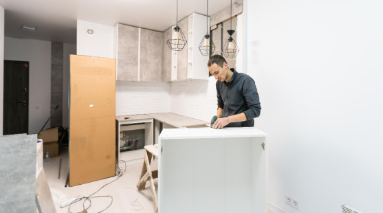 Nejčastější chyby při rekonstrukci kuchyně – jak se jim chytře vyhnout?