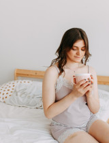 7 nápojů, které se vyplatí pít před spaním – jeden ze seznamu vás překvapí!