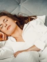 Není to znamení, ale vzkaz: Co opravdu znamená, když se ti zdá o té samé osobě?