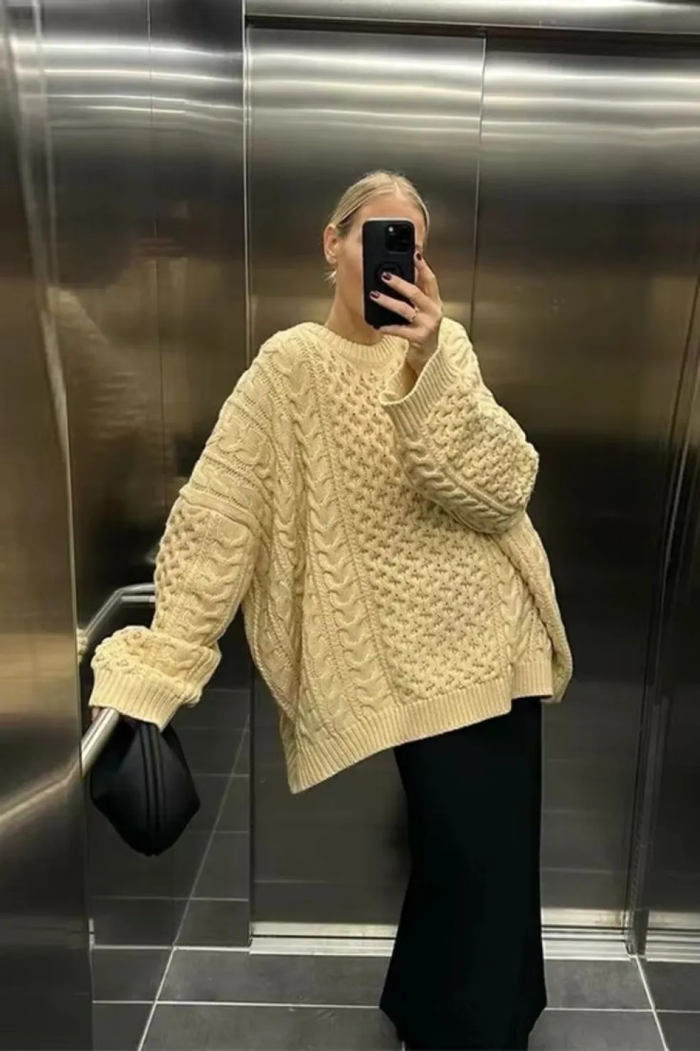 Netypické tvary svetrů