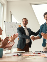 Kariérní zlom ještě před koncem roku: Tato 4 znamení čeká posun, o jakém snila