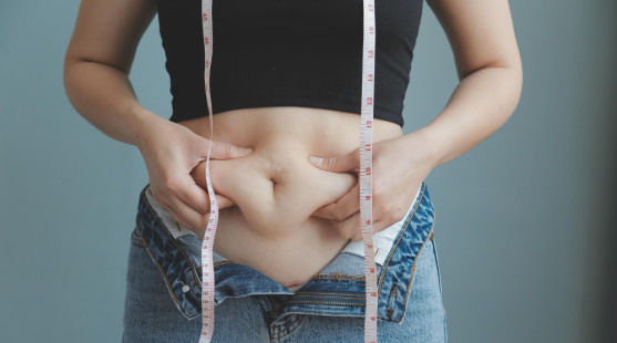 Ukládá se ti nejvíc tuku v jedné části těla? Možná za to může konkrétní hormon!