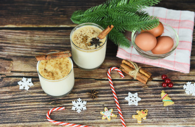 Domácí vánoční likér z oříšků: Jeho chuť je více než famózní!