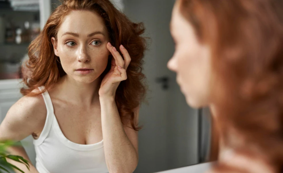 Rozdíl mezi suchou a dehydratovanou pletí