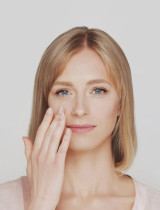 10-krokové rutiny ničí pleť více, než jsme tušili: Toto je skutečný důvod podráždění pleti