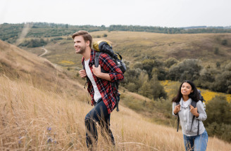Zapomeňte na běh: Chůze do kopce je tajná zbraň spalování tuků!