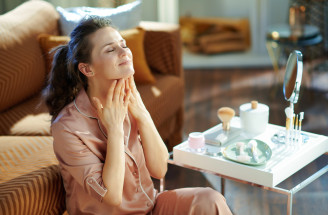 Kyselina laktobionová v kosmetice – neznáš ji? Seznam se s jejími skvělými účinky!