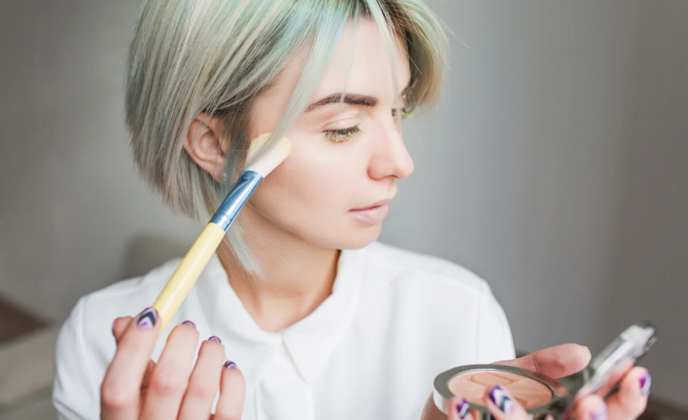 Make-up a zvýraznění struktury pleti