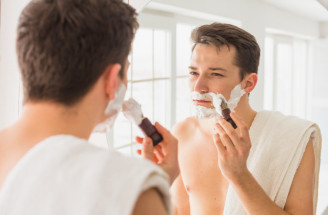 Jak holení ovlivňuje pokožku u žen a mužů? Toto jsou nejčastější problémy spojené s holením