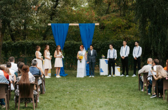 Proč se svatby v roce 2026 zmenšují, ale zdražují: TOTO jsou důvody