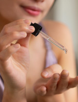 Proč moje drahé sérum nefunguje? Objev skrytou pravdu, která ti změní pohled!