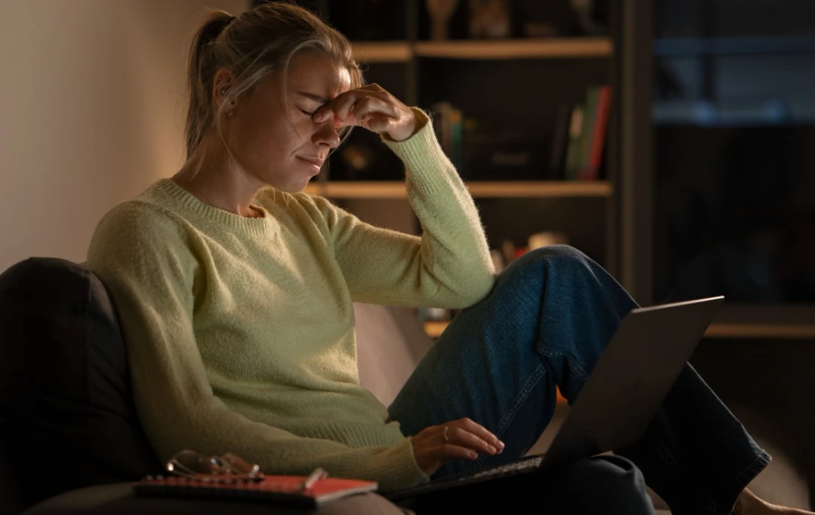 Ženy a večerní přemýšlení