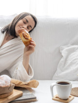 Proč vás sladké snídaně ráno unavují? Odpověď vás překvapí!