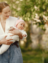 Proč se ženy v roce 2026 bojí mít děti? To v nás spouští více úzkosti než pravdy