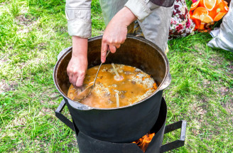 Jak vybrat kotlík na guláš: Na čem nešetřit a za co neutrácet