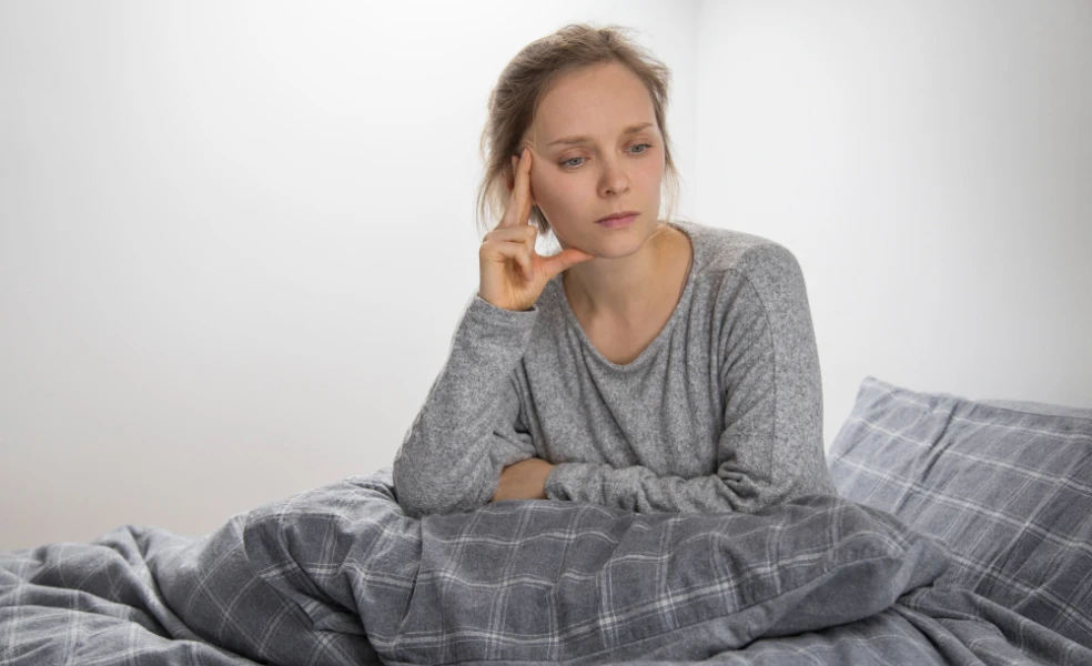 proč se mi před spaním rozjíždějí myšlenky