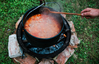 Kotlíkový guláš: Poctivý recept, který je hitem sezóny