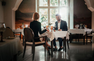 Začátek léta na zámku: Jak si vychutnat dlouhé dny a večery v aristokratickém stylu
