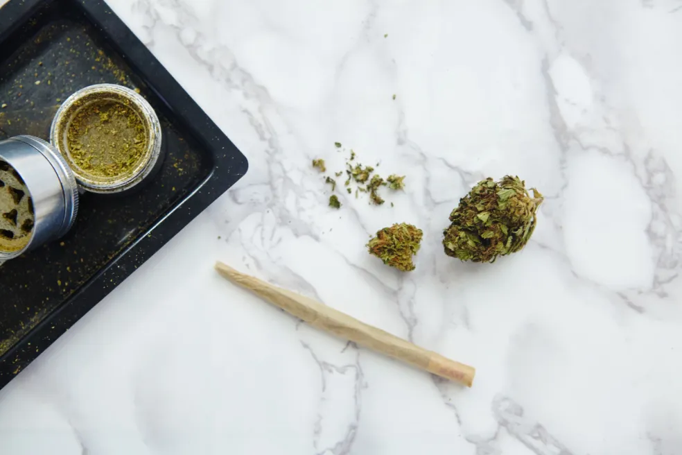 marihuana akné